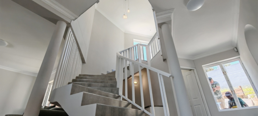 4 Bedroom Property for Sale in Old Place Western Cape